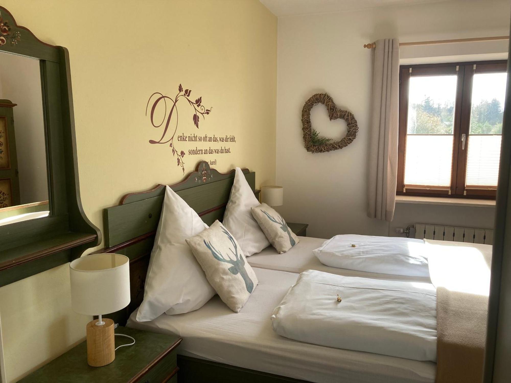 Zur Neuen Post Landgasthof Herzogsreut Exterior foto